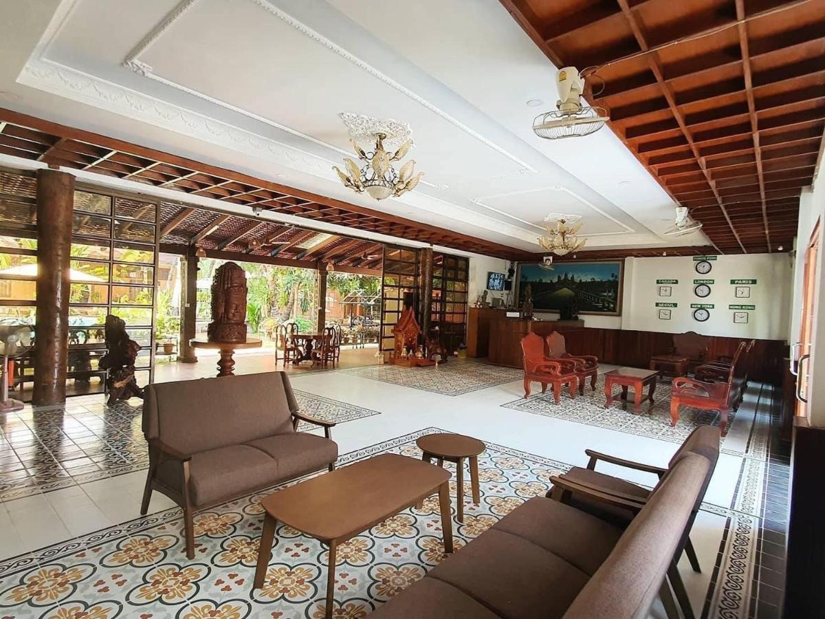 Sam Moon'S Hotel Angkor Wooden House Siem Reap Exterior photo