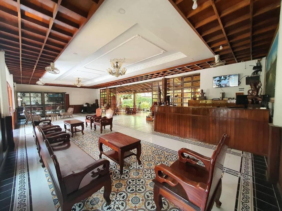 Sam Moon'S Hotel Angkor Wooden House Siem Reap Exterior photo